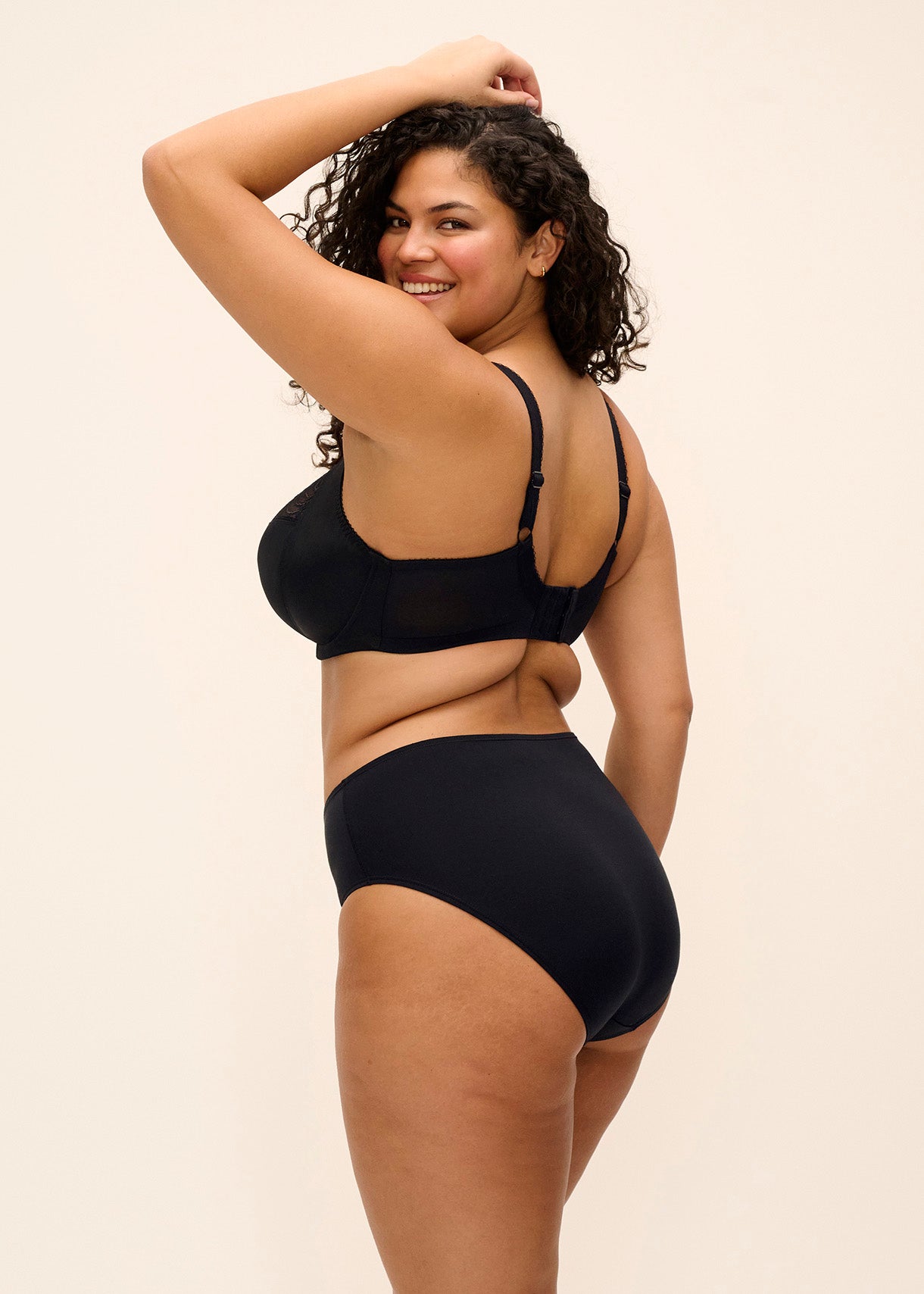 ELOMI MORGAN BLACK UNDERWIRE SIDE SUPPORT BRA